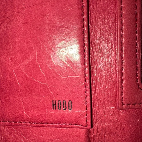 Hobo Pink Leather Doubleheader Kisslock Clutch - Picture 3 of 6